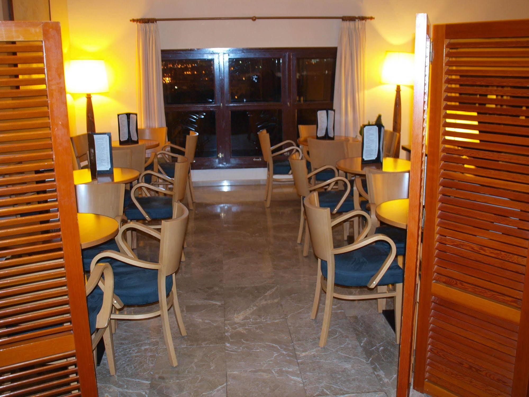 Parador De Melilla Exterior photo